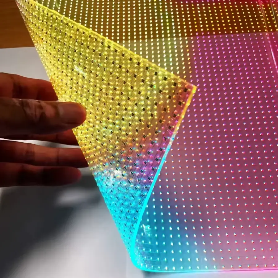 Fleksibilni transparentni LED modul
